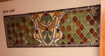 Glas in lood beschikbaar voor biedingen