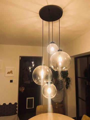 Hanglamp beschikbaar voor biedingen