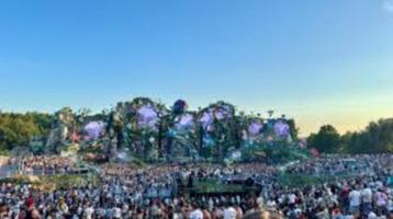 Tomorrowland W1: Magical Friday Comfort Pass beschikbaar voor biedingen