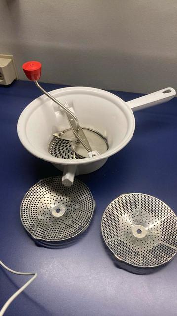 Passe vite moulinex beschikbaar voor biedingen