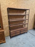 Prachtige boekenkast /wandrek uit 1 geheel .np €1195, Ophalen, Zo goed als nieuw