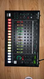 Roland TR 8S - Drink in je eigen tempo, Muziek en Instrumenten, Drumcomputers, Ophalen, Zo goed als nieuw, Roland