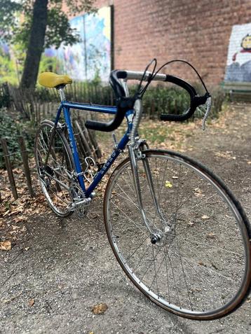 Vintage Koersfiets Leleu beschikbaar voor biedingen