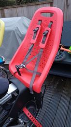 Yepp Thule fietsstoeltje tot 22kg, Fietsen en Brommers, Fietsaccessoires | Fietsstoeltjes, Achterzitje, Voetsteuntjes, Yepp (Thule)