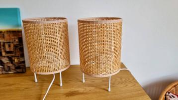 Tafel / Nachtkast lampen beschikbaar voor biedingen