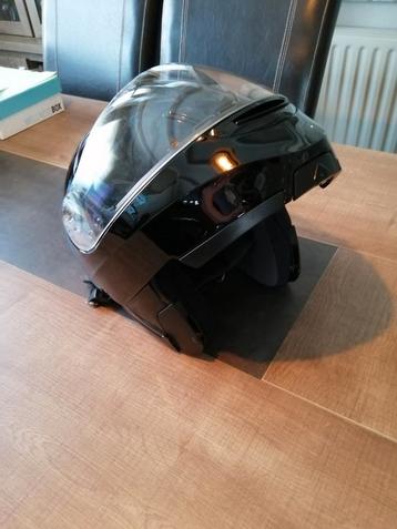 Motor helm beschikbaar voor biedingen