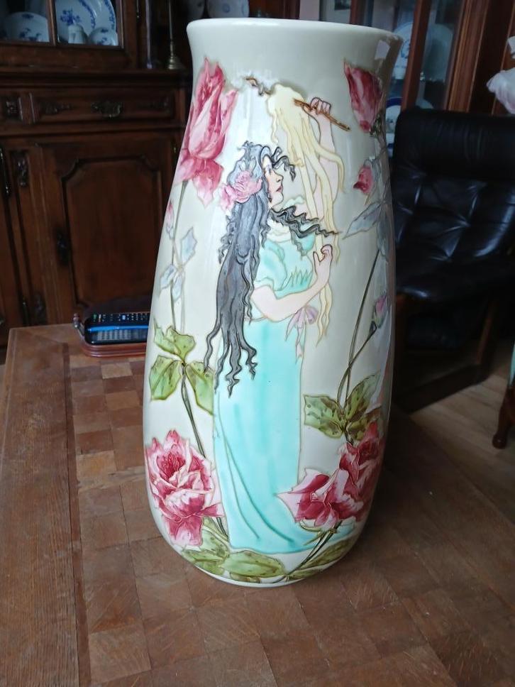 Grote art nouveau-vaas, Antiek en Kunst, Antiek | Keramiek en Aardewerk, Ophalen of Verzenden