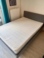 IKEA Bedframe + Matras + Topper 140x200 (ZO GOED ALS NIEUW), Huis en Inrichting, Slaapkamer | Bedden, Ophalen, Tweepersoons, 140 cm