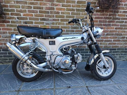 Skyteam dax 50cc, Fietsen en Brommers, Brommers | Honda, Zo goed als nieuw, Overige modellen, Klasse B (45 km/u), Ophalen of Verzenden