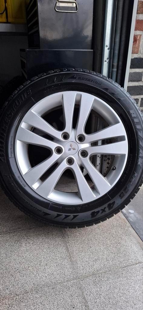 Mitsubishi winterset (band en velg) - Bridgestone, Auto-onderdelen, Banden en Velgen, Band(en), Winterbanden, Gebruikt, Ophalen