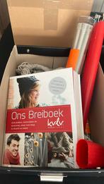 Ons breiboek, nieuwstaat + breigerief, Hobby en Vrije tijd, Ophalen, Zo goed als nieuw