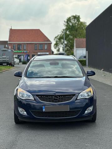 Opel Astra 2011 186 000 km 1.7 timon, Autos, Euro 5, Achat, Boîte manuelle, 5 portes