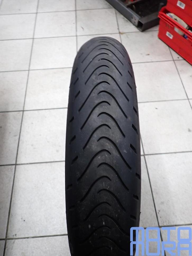 Gebruikte Metzeler Roadtec 01 SE 120/70ZR19 achterband road, Motos, Pièces | Toutes-marques, Utilisé, Enlèvement ou Envoi