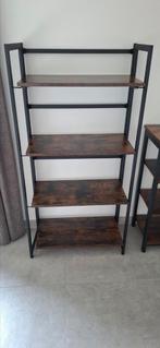 Boekenkast industriële look, Huis en Inrichting, Kasten | Boekenkasten, Ophalen, Zo goed als nieuw