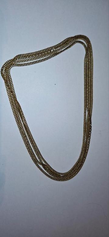 Collier en or 18 carats.  disponible aux enchères