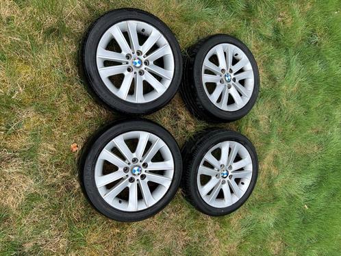 Banden + velgen bmw 1 reeks, Auto-onderdelen, Banden en Velgen, Band(en), All Season, 17 inch, 205 mm, Personenwagen, Gebruikt