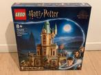 Nieuw: LEGO Harry Potter Zweinstein (76402), Kinderen en Baby's, Nieuw, Lego, Ophalen