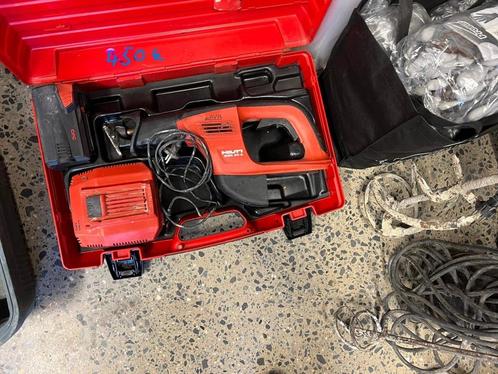 SCIE ALTERNATIVE HILTI WSR 36 A (- 20 % de rabais), Bricolage & Construction, Outillage | Scies mécaniques, Comme neuf, Scie sabre