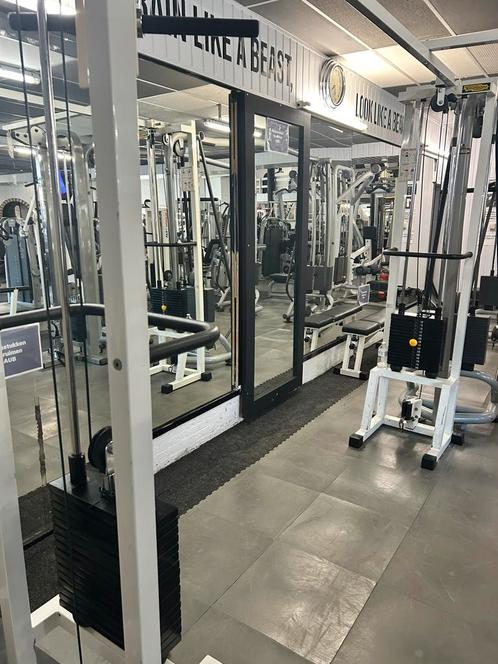 TECHNOGYM ISOTONIC CROSSOVER 2 X 80 KILO, Sport en Fitness, Fitnessmaterialen, Zo goed als nieuw, Ophalen of Verzenden