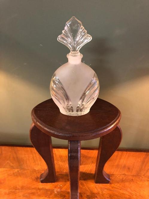 Frans Art-Deco Antiek Parfum Flesje., Verzamelen, Parfumverzamelingen, Gebruikt, Parfumfles, Ophalen of Verzenden