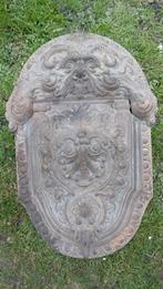 Kolenpot met deksel gegraveerd   ,gietijzer geroest, Tuin en Terras, Ophalen