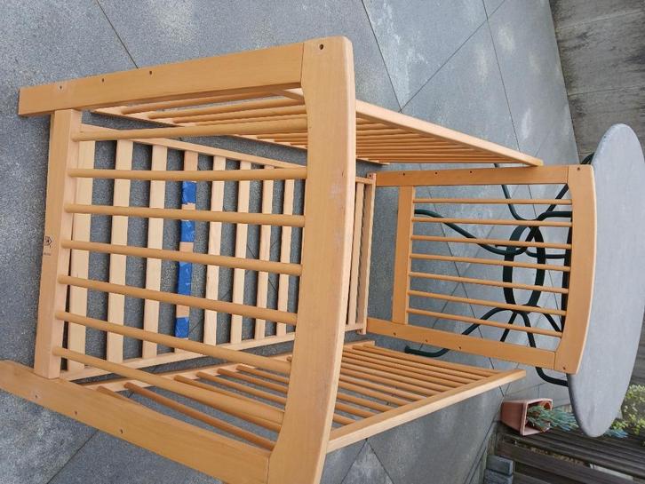 Houten kinderbedje, Kinderen en Baby's, Kinderkamer | Bedden, Gebruikt, Minder dan 140 cm, Minder dan 70 cm, Ophalen