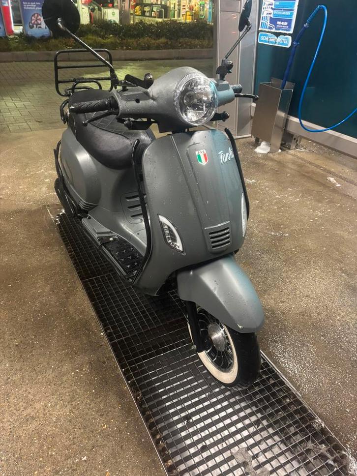 Jtc tivioli Scooter A klasse, Fietsen en Brommers, Scooters | SYM, Zo goed als nieuw, Ophalen of Verzenden