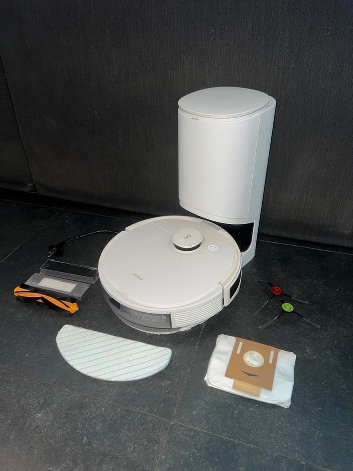 ecovacs deebot n8+ met accessoires, Electroménager, Aspirateurs, Comme neuf, Aspirateur robot, 2000 watts ou plus, Sac à poussière