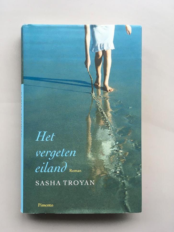 Het vergeten eiland - Sascha Troyan, Boeken, Romans, Gelezen, Amerika, Ophalen of Verzenden