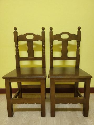 Lot de 4 chaises En Bois beschikbaar voor biedingen