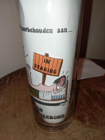 654) glas voorbehouden voor de vakbond beschikbaar voor biedingen