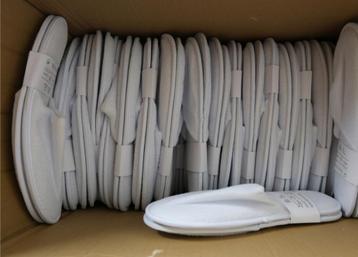 Grand lot de chaussons pour therme / piscine / spa beschikbaar voor biedingen