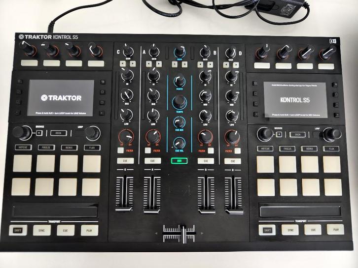 Traktor Kontrol DJ Gear (S5 X1 Z1), Muziek en Instrumenten, Dj-sets en Draaitafels, Zo goed als nieuw, Dj-set, Ophalen of Verzenden