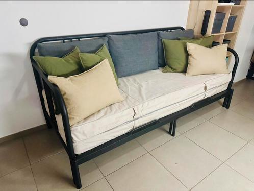 Fyresdal zetelbed + Vannareid matras + Friheten rugkussens, Huis en Inrichting, Slaapkamer | Slaapbanken, Zo goed als nieuw, 160 cm