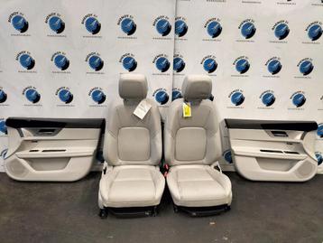 Jaguar XF beige leder LHD  van zgan fabrieksauto 2017 beschikbaar voor biedingen
