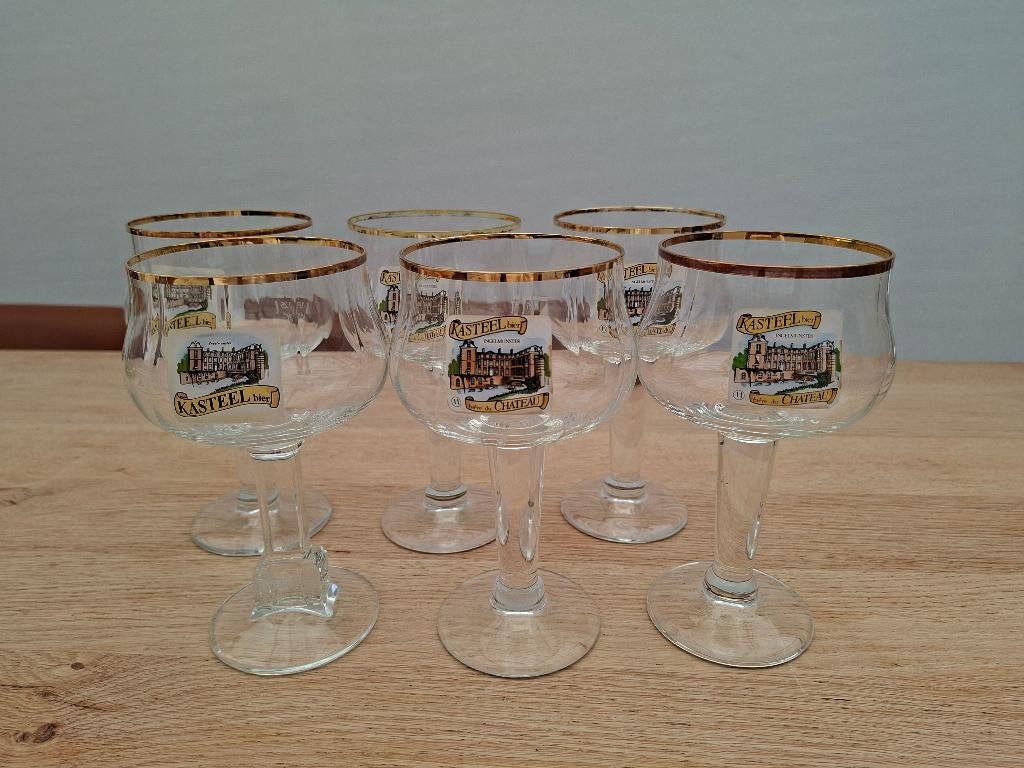 6 verres à bière Castle, Maison & Meubles, Cuisine | Vaisselle, Enlèvement, Utilisé, Verre, Verre ou Verres