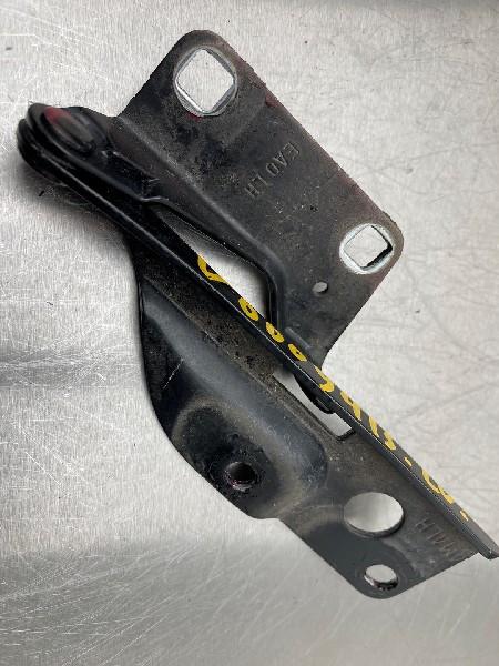 CHARNIERE DE CAPOT Nissan Navara (D40) (01-2005/07-2010), Utilisé, Nissan