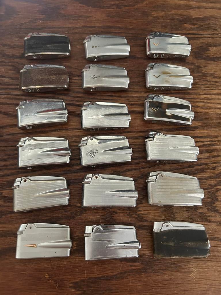 18 Briquet Ronson Varaflame et Adonis, Collections, Articles de fumeurs, Briquets & Boîtes d'allumettes, Enlèvement, Briquet