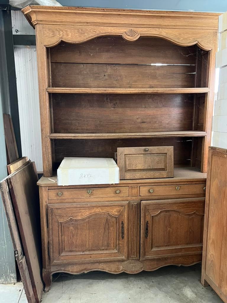 Antieke kast, Ophalen, Gebruikt