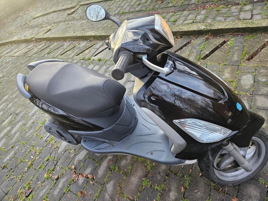 Piaggio fly, Enlèvement ou Envoi, Fly