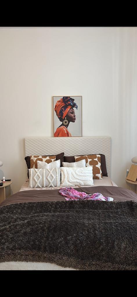 Lit + sommier + matelas, Tickets en Kaartjes, Kortingen en Cadeaubonnen, Twee personen