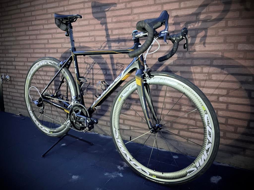 Ridley Helium met mooie Cosmics maat S, Fietsen en Brommers, Ophalen, Zo goed als nieuw