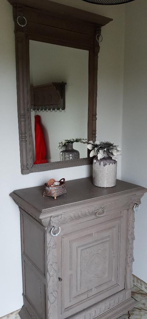 OUDE KAST - SPIEGEL - MUURKAPSTOK, Enlèvement