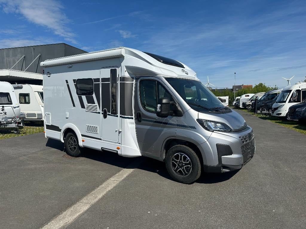 Carado Hymer T 135 minder 6m, Caravans en Kamperen, Mobilhomes, Bedrijf, tot en met 3, Half-integraal, Carado, Fiat, 5 tot 6 meter