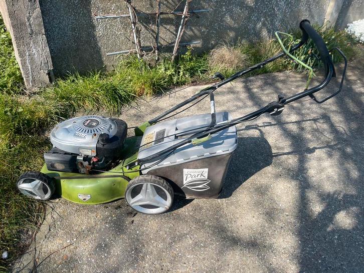 grasmaaier Central Park – werkt goed – met opvangbak, Tuin en Terras, Grasmaaiers, Gebruikt, Opvangbak, Ophalen
