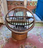 fauteuil pivotant en rotin de style vintage., Enlèvement, Rotin