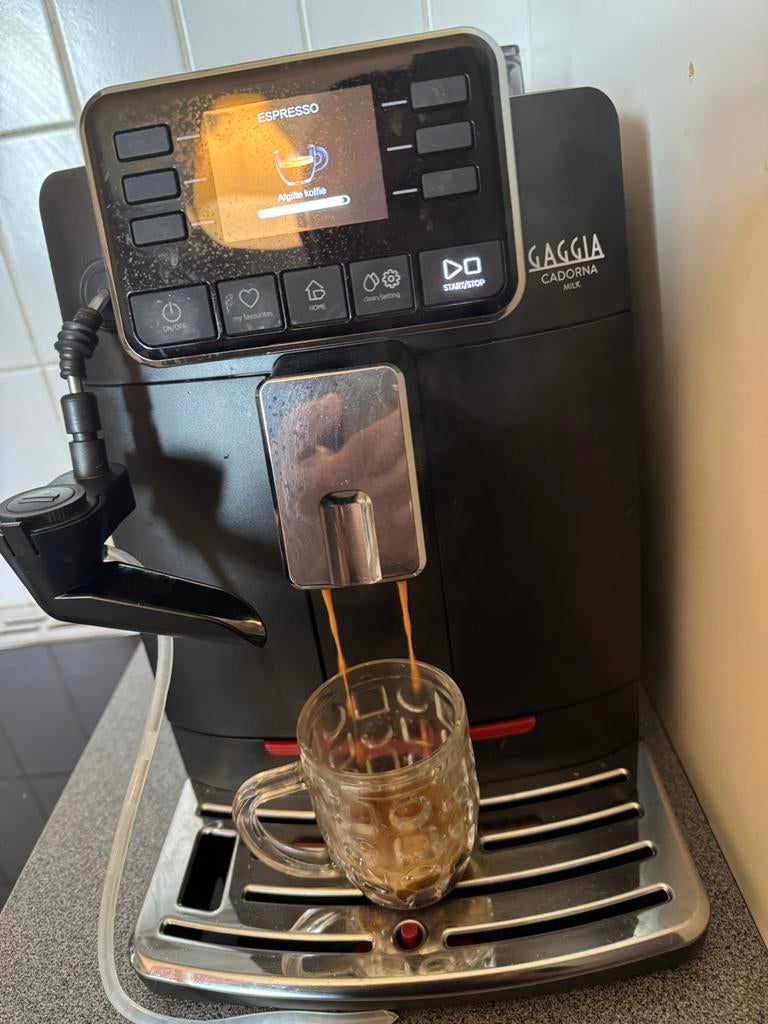 Gaggia cadorna milk espresso in goed staat, Electroménager, Enlèvement, Comme neuf
