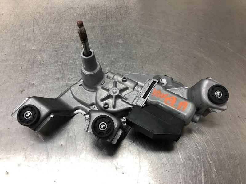 MOTEUR ESSUIE-GLACE ARRIÈRE Toyota Auris (E18), Utilisé, Toyota