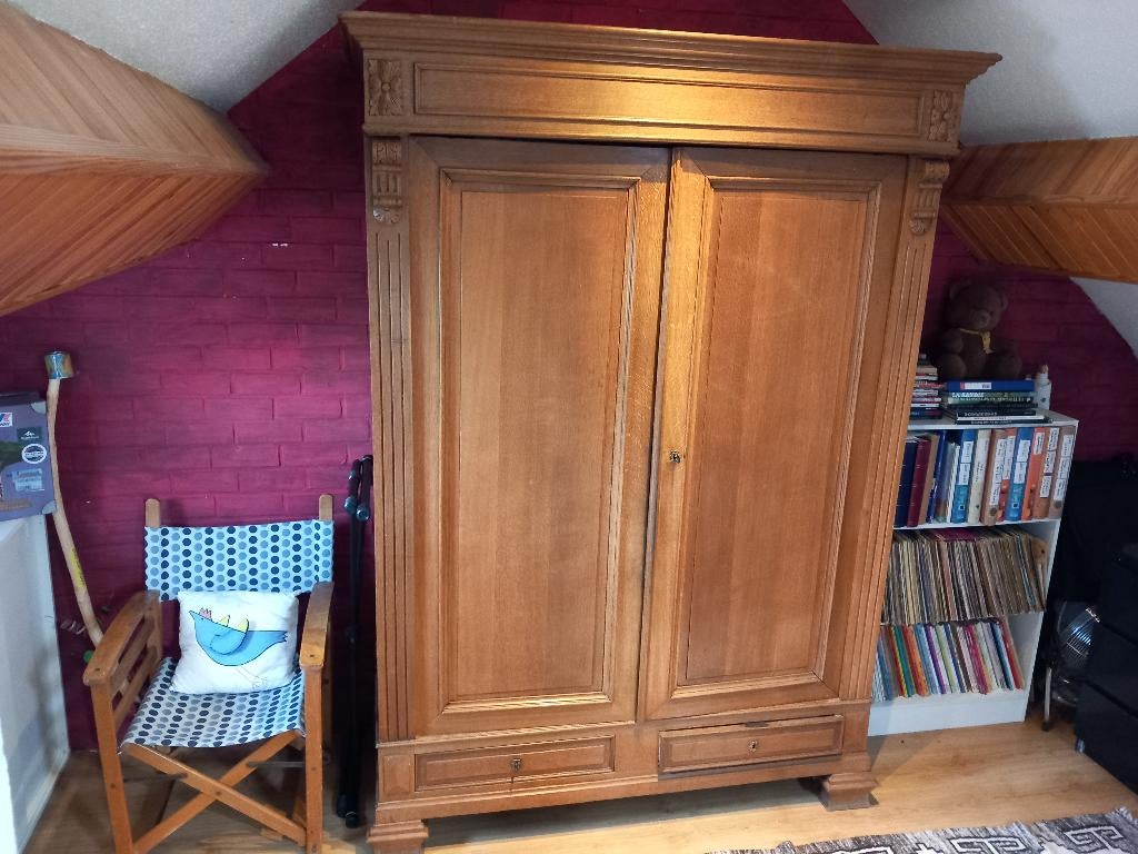 Armoire en chêne, Maison & Meubles, Ancien, Avec tablette(s), 100 à 150 cm, Enlèvement