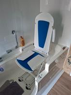 Badlift voor ouderen of minder mobiele mensen, Enlèvement